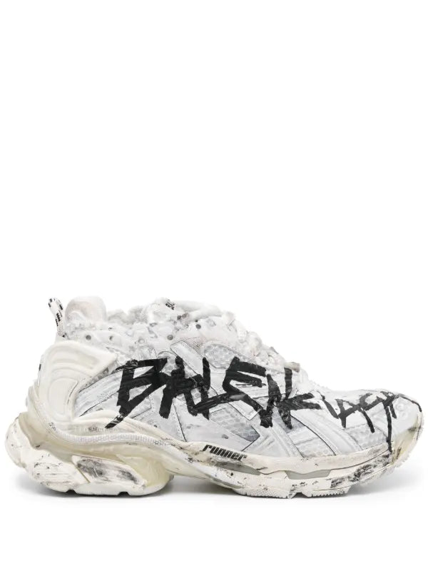 Balenciaga runner